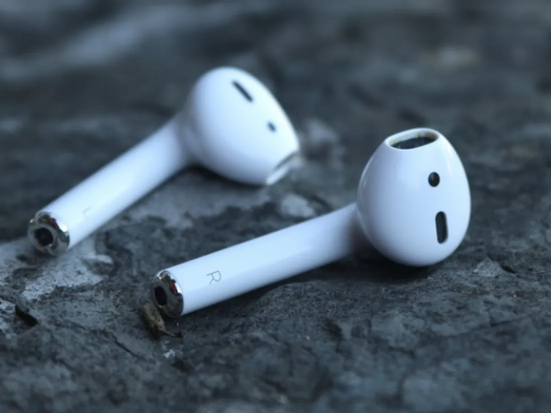 Des AirPods se retrouvent dans l'estomac d'une jeune femme